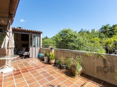 Casa à venda com 200m², 3 quartos, 3 vagas no bairro Tristeza em Porto Alegre - Foto 38