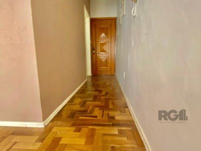 Apartamento à venda com 88m², 3 quartos, 1 vaga no bairro Menino Deus em Porto Alegre - Foto 4