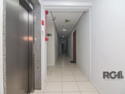 Apartamento à venda com 71m², 3 quartos, 1 suíte, 2 vagas no bairro Menino Deus em Porto Alegre - Foto 31