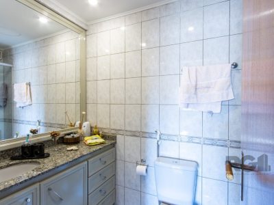 Apartamento à venda com 114m², 3 quartos, 1 suíte, 2 vagas no bairro Tristeza em Porto Alegre - Foto 22