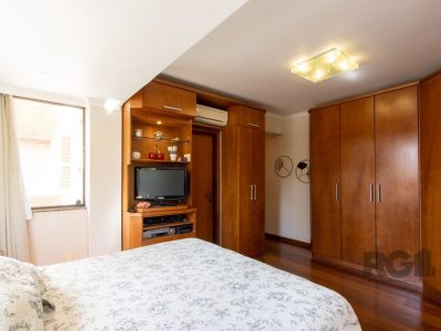 Apartamento à venda com 114m², 3 quartos, 1 suíte, 2 vagas no bairro Tristeza em Porto Alegre - Foto 28