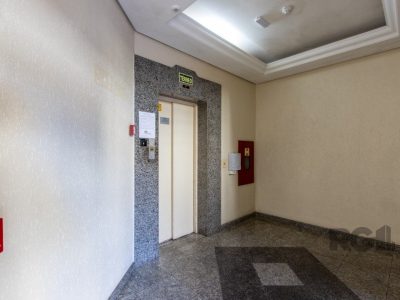 Apartamento à venda com 114m², 3 quartos, 1 suíte, 2 vagas no bairro Tristeza em Porto Alegre - Foto 6