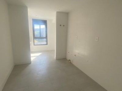 Apartamento à venda com 149m², 3 quartos, 3 suítes, 2 vagas no bairro Tristeza em Porto Alegre - Foto 14