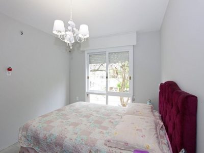 Apartamento à venda com 122m², 3 quartos, 1 suíte, 1 vaga no bairro Petrópolis em Porto Alegre - Foto 9