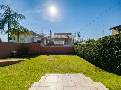 Casa à venda com 228m², 3 quartos, 1 suíte, 2 vagas no bairro Ipanema em Porto Alegre - Foto 33