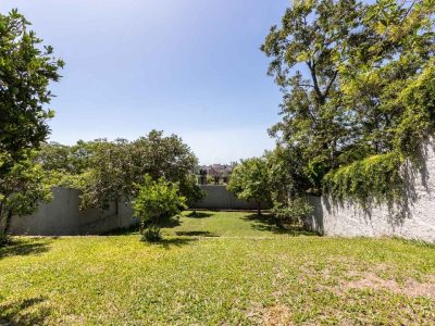 Casa à venda com 245m², 4 quartos, 2 suítes, 5 vagas no bairro Tristeza em Porto Alegre - Foto 17