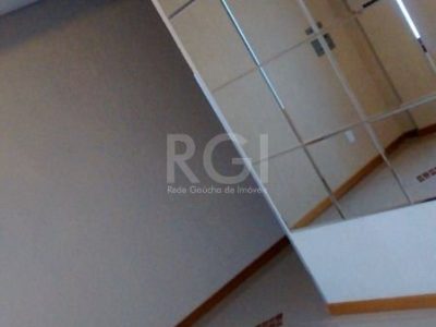 Apartamento à venda com 56m², 2 quartos, 1 suíte, 2 vagas no bairro Vila Ipiranga em Porto Alegre - Foto 4