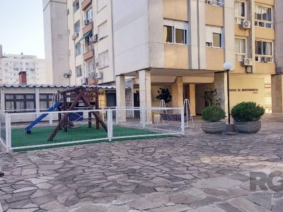 Apartamento à venda com 55m², 1 quarto, 1 vaga no bairro Independência em Porto Alegre - Foto 2