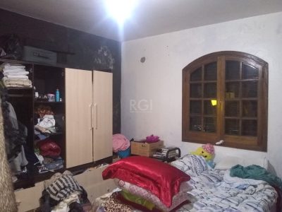 Casa à venda com 250m², 2 quartos, 1 suíte, 2 vagas no bairro Ipanema em Porto Alegre - Foto 8