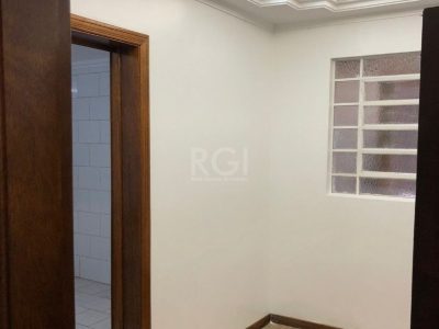 Apartamento à venda com 77m², 3 quartos no bairro Petrópolis em Porto Alegre - Foto 6