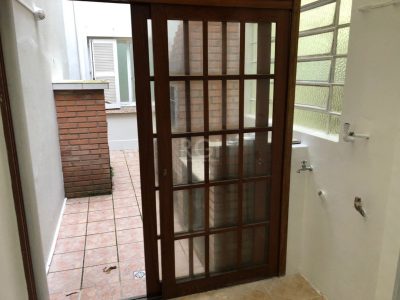 Apartamento à venda com 77m², 3 quartos no bairro Petrópolis em Porto Alegre - Foto 9