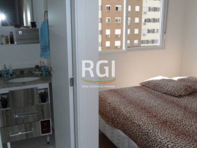 Apartamento à venda com 69m², 3 quartos, 1 suíte, 1 vaga no bairro Passo d'Areia em Porto Alegre - Foto 7