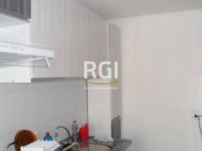 Apartamento à venda com 69m², 3 quartos, 1 suíte, 1 vaga no bairro Passo d'Areia em Porto Alegre - Foto 15