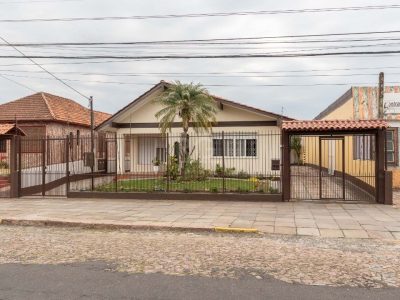 Casa à venda com 450m², 4 quartos, 1 suíte, 9 vagas no bairro Medianeira em Porto Alegre - Foto 32