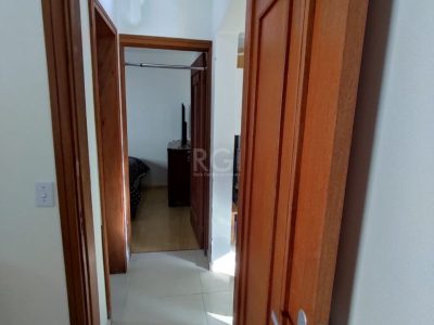 Apartamento à venda com 62m², 2 quartos, 1 suíte, 1 vaga no bairro Menino Deus em Porto Alegre - Foto 11