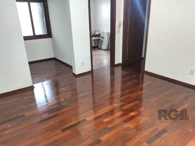 Apartamento à venda com 115m², 2 quartos, 2 vagas no bairro Três Figueiras em Porto Alegre - Foto 2