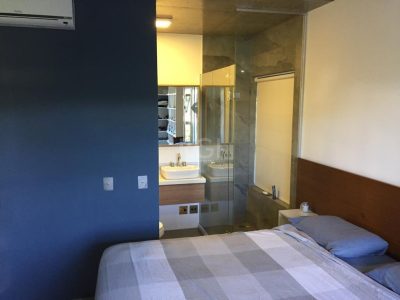 Apartamento à venda com 68m², 2 quartos, 1 suíte, 2 vagas no bairro Petrópolis em Porto Alegre - Foto 14