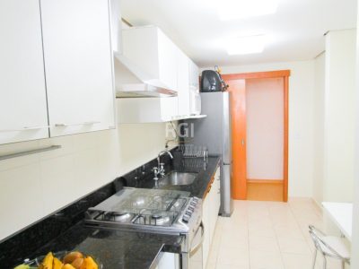 Apartamento à venda com 105m², 3 quartos, 1 suíte, 2 vagas no bairro Centro Histórico em Porto Alegre - Foto 8