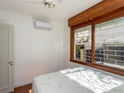 Apartamento à venda com 92m², 3 quartos, 1 suíte, 1 vaga no bairro Mont Serrat em Porto Alegre - Foto 13