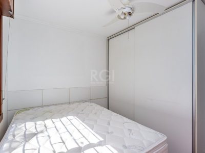 Apartamento à venda com 92m², 3 quartos, 1 suíte, 1 vaga no bairro Mont Serrat em Porto Alegre - Foto 12