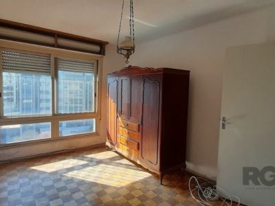 Apartamento à venda com 133m², 3 quartos, 1 suíte, 1 vaga no bairro Rio Branco em Porto Alegre - Foto 15