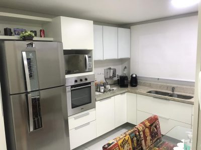 Apartamento à venda com 158m², 4 quartos, 4 suítes, 3 vagas no bairro Menino Deus em Porto Alegre - Foto 3