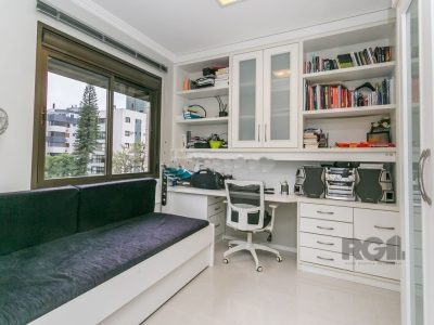 Apartamento à venda com 95m², 3 quartos, 1 suíte, 3 vagas no bairro Petrópolis em Porto Alegre - Foto 5