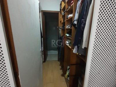 Apartamento à venda com 127m², 3 quartos, 1 suíte, 1 vaga no bairro Petrópolis em Porto Alegre - Foto 9