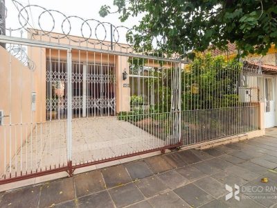 Casa à venda com 140m², 2 quartos, 2 suítes, 2 vagas no bairro Medianeira em Porto Alegre - Foto 7