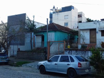 Casa à venda com 91m², 2 quartos, 1 vaga no bairro Jardim Botânico em Porto Alegre - Foto 4