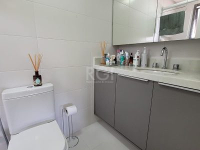 Apartamento à venda com 64m², 2 quartos, 1 suíte, 2 vagas no bairro Rio Branco em Porto Alegre - Foto 18