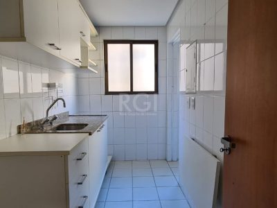 Apartamento à venda com 65m², 2 quartos, 1 suíte, 1 vaga no bairro Santana em Porto Alegre - Foto 17