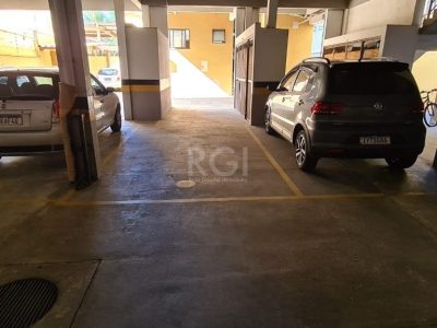 Apartamento à venda com 65m², 2 quartos, 1 suíte, 1 vaga no bairro Santana em Porto Alegre - Foto 19