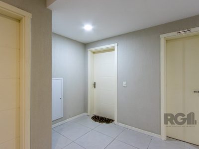 Apartamento à venda com 91m², 3 quartos, 1 suíte, 2 vagas no bairro Tristeza em Porto Alegre - Foto 29