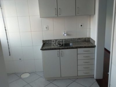 Apartamento à venda com 74m², 3 quartos, 1 suíte, 1 vaga no bairro Santana em Porto Alegre - Foto 6