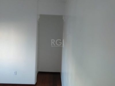 Apartamento à venda com 74m², 3 quartos, 1 suíte, 1 vaga no bairro Santana em Porto Alegre - Foto 19