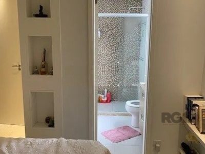 Apartamento à venda com 70m², 3 quartos, 1 suíte, 1 vaga no bairro Partenon em Porto Alegre - Foto 3