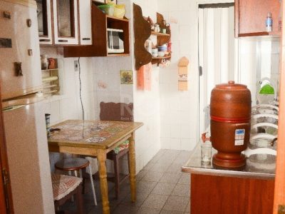 Apartamento à venda com 150m², 3 quartos no bairro São João em Porto Alegre - Foto 2