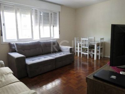 Apartamento à venda com 100m², 2 quartos, 2 vagas no bairro Jardim do Salso em Porto Alegre - Foto 3