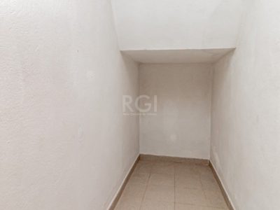 Casa à venda com 287m², 3 quartos, 1 suíte, 3 vagas no bairro Jardim Carvalho em Porto Alegre - Foto 41