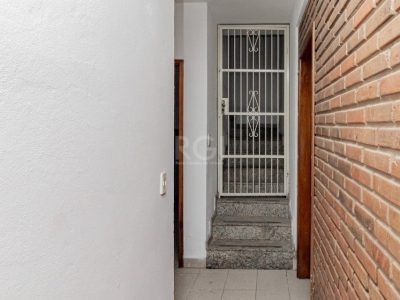 Casa à venda com 287m², 3 quartos, 1 suíte, 3 vagas no bairro Jardim Carvalho em Porto Alegre - Foto 46