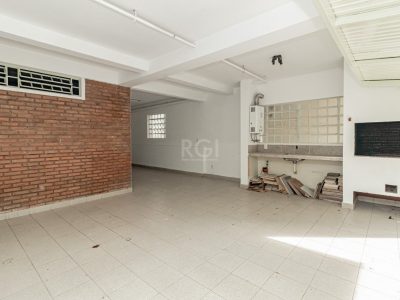 Casa à venda com 287m², 3 quartos, 1 suíte, 3 vagas no bairro Jardim Carvalho em Porto Alegre - Foto 50