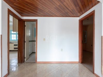 Casa à venda com 266m², 4 quartos, 1 suíte, 3 vagas no bairro Tristeza em Porto Alegre - Foto 11