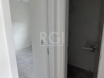 Apartamento à venda com 63m², 2 quartos, 1 suíte, 1 vaga no bairro Passo d'Areia em Porto Alegre - Foto 10