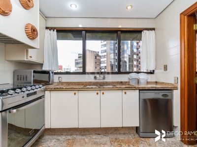 Apartamento à venda com 305m², 3 quartos, 3 suítes, 4 vagas no bairro Mont Serrat em Porto Alegre - Foto 11