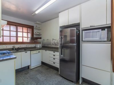 Casa Condominio à venda com 381m², 3 quartos, 1 suíte, 2 vagas no bairro Menino Deus em Porto Alegre - Foto 13