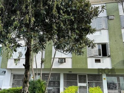 Cobertura à venda com 250m², 3 quartos, 2 vagas no bairro Menino Deus em Porto Alegre - Foto 7