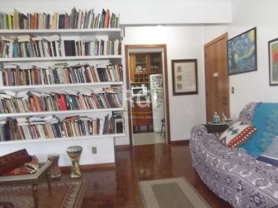 Apartamento à venda com 111m², 2 quartos, 1 suíte, 1 vaga no bairro Menino Deus em Porto Alegre - Foto 4