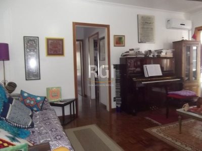 Apartamento à venda com 111m², 2 quartos, 1 suíte, 1 vaga no bairro Menino Deus em Porto Alegre - Foto 5