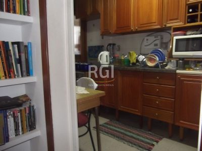 Apartamento à venda com 111m², 2 quartos, 1 suíte, 1 vaga no bairro Menino Deus em Porto Alegre - Foto 12